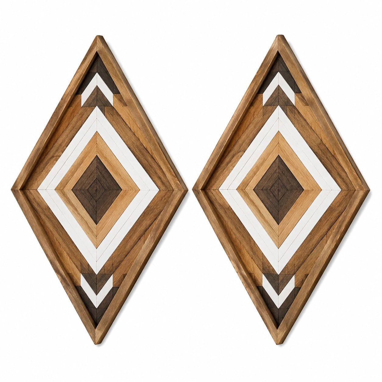 Wanddekoration 2er-Set 30 x 60 cm Holz in Braun Weiß mit geometrischem Rautenmuster